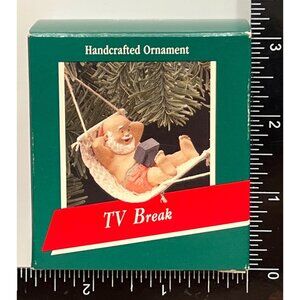1989 HALLMARK KEEPSAKE ORNAMENT QX409-2 TV BREAK SANTA HAMMOCK ALL MY REINDEER